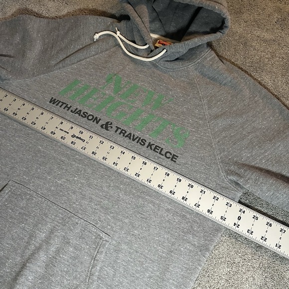 New Heights Jason & Travis Kelce Podcast Hoodie Sweatshirt XL Swiftie Football - Picture 7 of 10